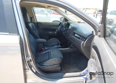 2019 Mitsubishi Outlander Se из США, поврежденный, VIN JA4AD3A38KZ015258